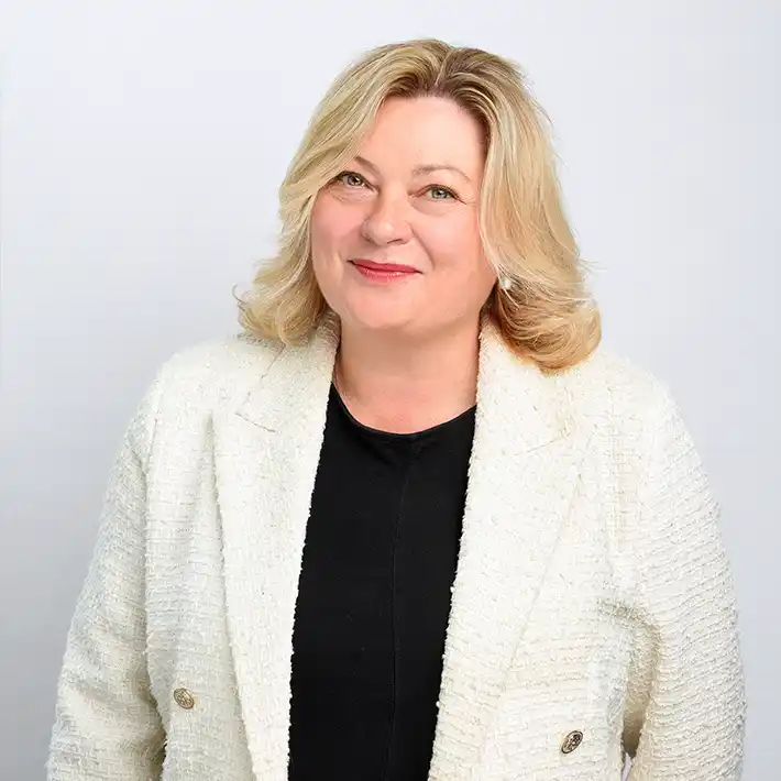 Amanda Melhuish